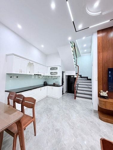 Biệt thự mini Đẹp, kiệt đậu đỗ ô tô Nguyễn Xí, cách kiệt đúng 70m