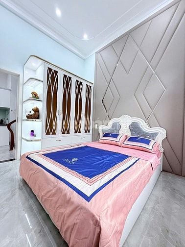 Biệt thự mini Đẹp, kiệt đậu đỗ ô tô Nguyễn Xí, cách kiệt đúng 70m