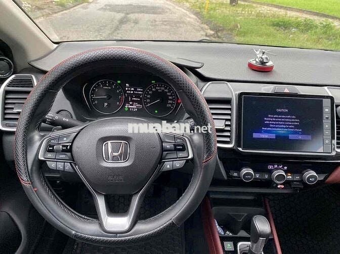 Honda City L 2023 - 11800 km
