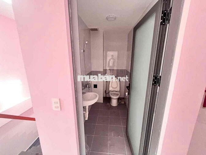 SÁT VẠN PHÚC NHÀ 2 LẦU 3 SÀN TRỐNG SUỐT TIỆN DẠY HỌC LÀM VĂN PHÒNG KHO