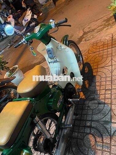 Honda Cub 50cc Xanh lá, Trắng