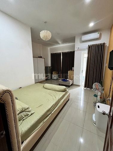 Bán gấp căn hộ B3 Chung Cư P3 Q4,dt:60m,giá:2,35tỷ  