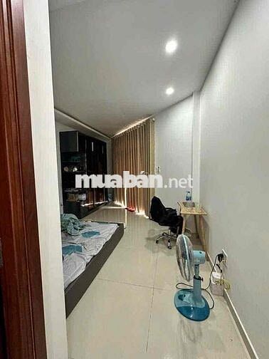 Nhà 4 tầng mặt tiền q6 68m2 ( 4m x 17m) nhà đẹp thoáng