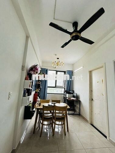 Bán căn hộ Marina Tower,60m3,2pn 2WC,full nội thất, sổ sẵn hỗ trợ vay