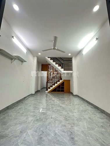 Chính chủ gửi nhà Nguyễn Thị Căn-Quận 12 giá 1Tỷ850 DT 65m2 hẻm oto