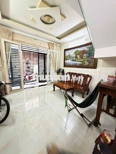 GẤP BÁN-46m2 Nhà Văn Cao-HXH đỗ cổng-CHỈ 5.2 Tỷ-4*11,5