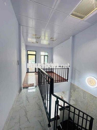 Nhà 2 lầu mặt tiềm hẻm lớn Hậu Giang Q6 51.4m2 ( 3.5m x 15m)