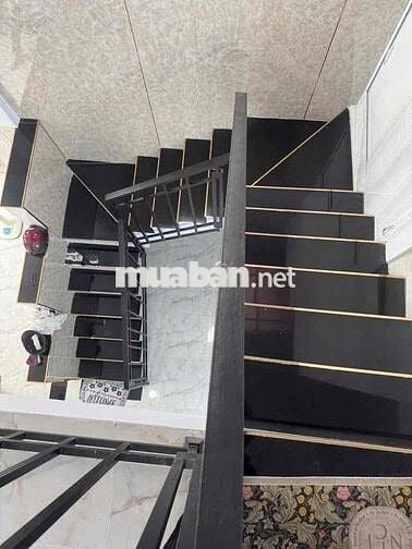 Nhà 2 lầu mặt tiềm hẻm lớn Hậu Giang Q6 51.4m2 ( 3.5m x 15m)