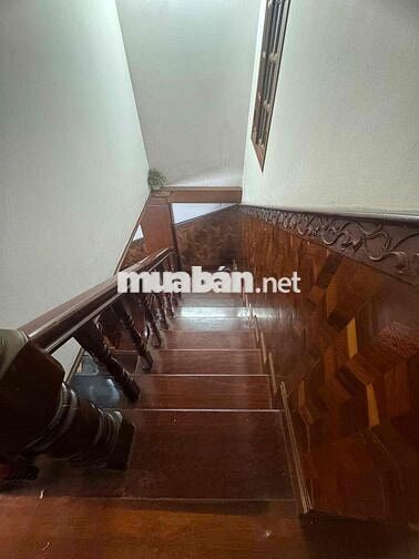 nhà full nội thất gỗ lim dt 116m2 đương nhựa 6m thông tch q12