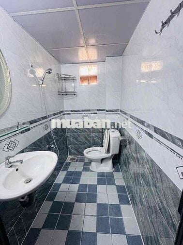 Nhà 2 lầu mặt tiềm hẻm lớn Hậu Giang Q6 51.4m2 ( 3.5m x 15m)