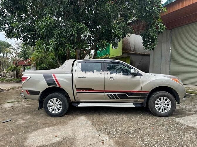 Mazda BT 50 2015 2.2L 4x2 AT số tự động