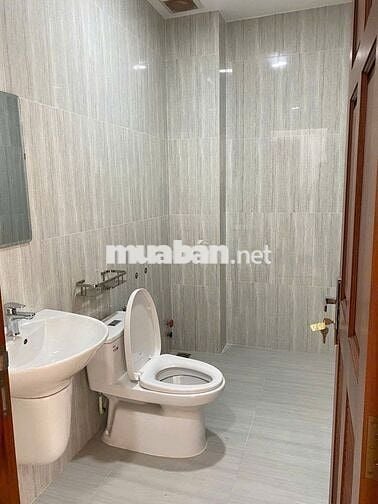 Cho thuê nhà góc 2MT 158A Nguyễn Văn Đậu, Phường 7, Quận Bình Thạnh