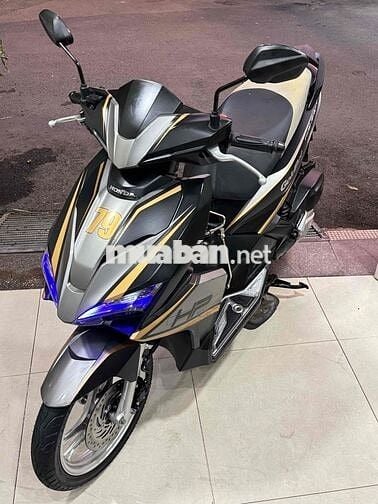 BÁN AIRBLADE PBĐB Fi 125/T12.2017 TRÙM MỀN,BSTP