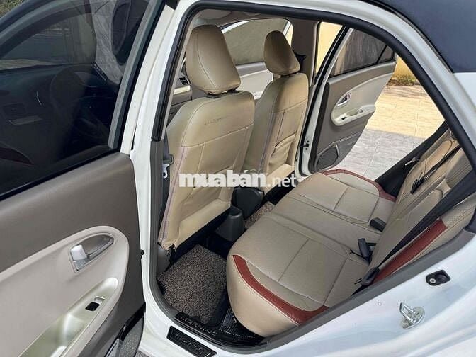 Kia Morning 2019 AT - số tự động