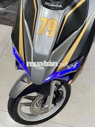 BÁN AIRBLADE PBĐB Fi 125/T12.2017 TRÙM MỀN,BSTP