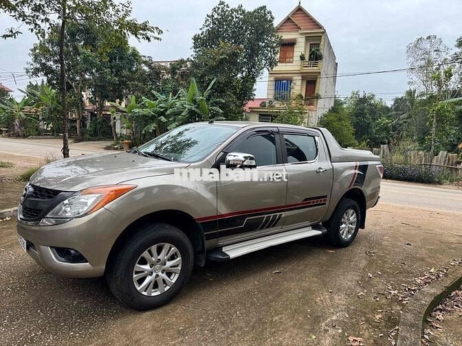 Mazda BT 50 2015 2.2L 4x2 AT số tự động