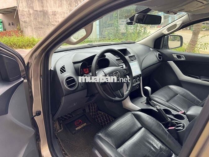 Mazda BT 50 2015 2.2L 4x2 AT số tự động