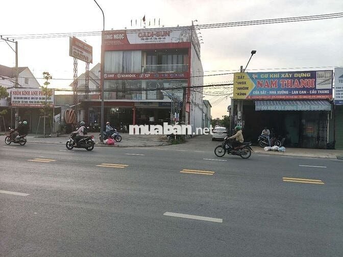 Đất sec huỳnh văn lũy vào 30m gần bên nhà thờ và trường Nguyễn khuyến