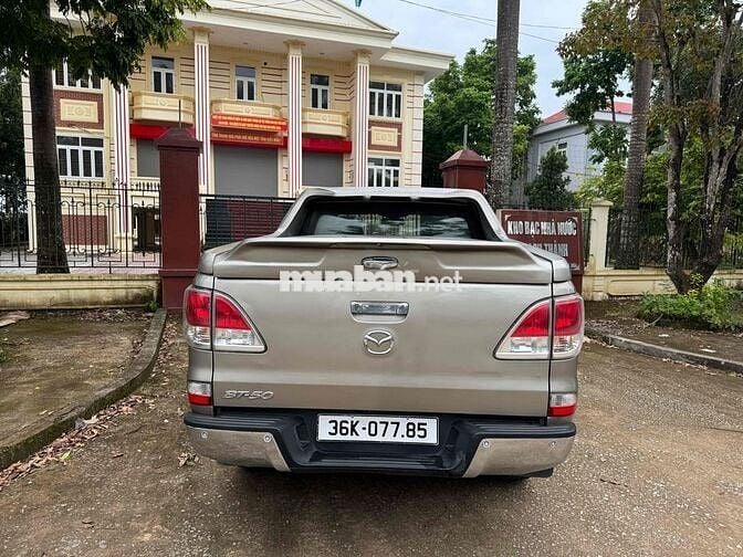 Mazda BT 50 2015 2.2L 4x2 AT số tự động