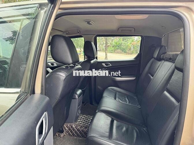 Mazda BT 50 2015 2.2L 4x2 AT số tự động