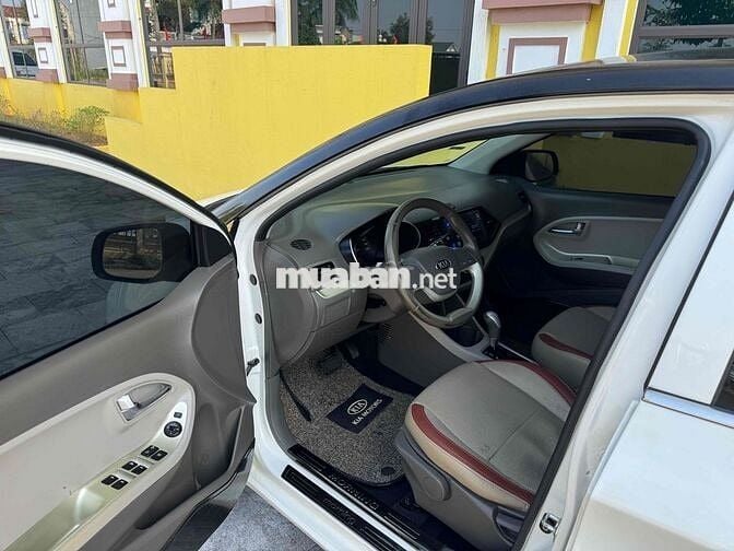 Kia Morning 2019 AT - số tự động