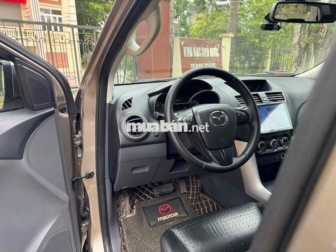 Mazda BT 50 2015 2.2L 4x2 AT số tự động