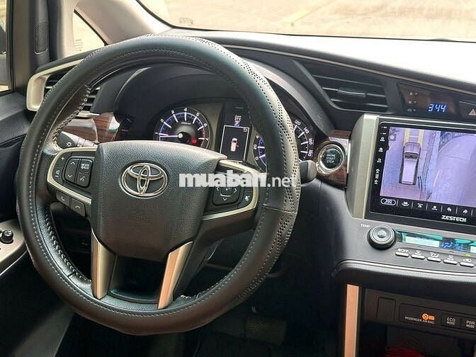 Toyota Innova 2019 2.0V - 57000 km