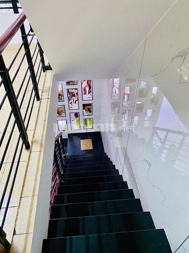 HÀNG HIẾM, DT KHỦNG 5,88m X 16m ĐƯỜNG Ô TÔ XE HƠI, + THÊM GARA Ô TÔ