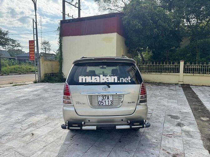 Toyota Innova 2008 G - 280000 km