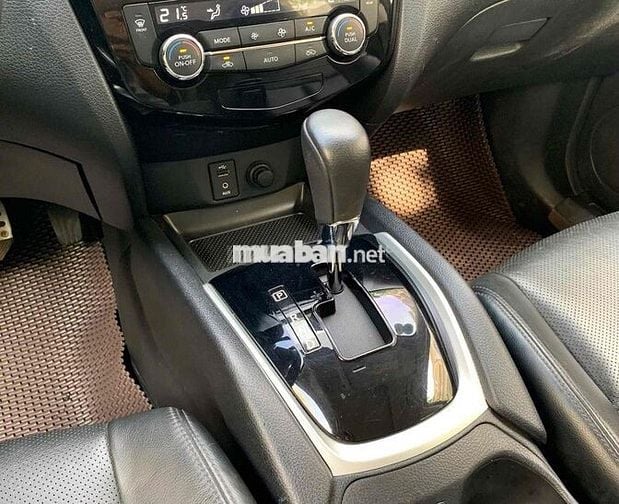 Nissan X trail 2018 2.0 SL 2WD - 80000 km