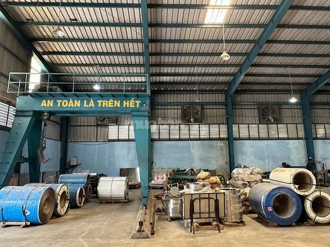 Nhà xưởng 2MT trước sau đường Thanh Niên, X Phạm Văn Hai, H. Bình Chán