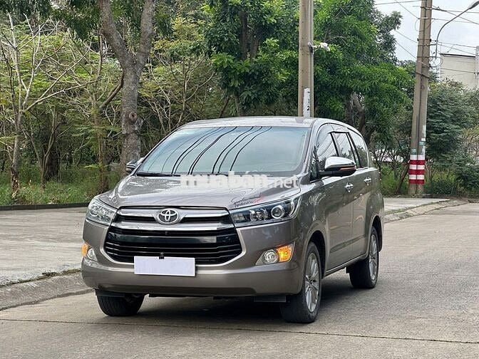 Toyota Innova 2019 2.0V - 57000 km