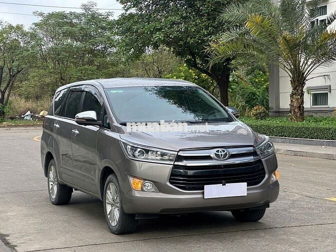 Toyota Innova 2019 2.0V - 57000 km