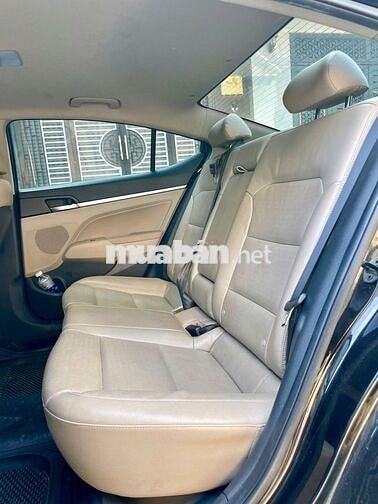 Hyundai Elantra 2019 1.6 AT - 100000 km