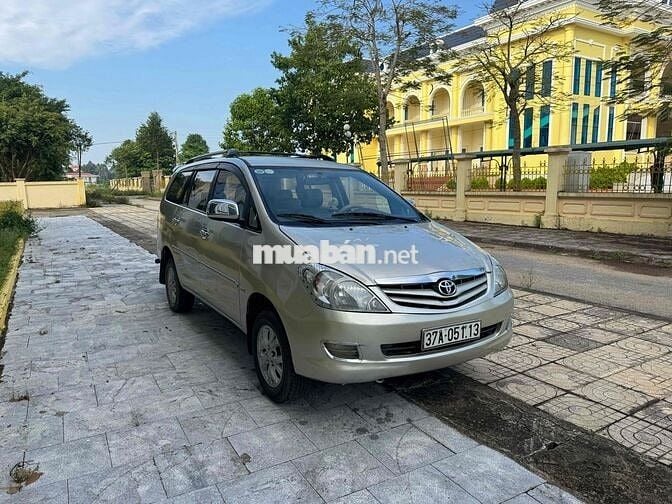Toyota Innova 2008 G - 280000 km