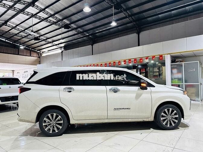 Toyota Avanza Premio 2023 1.5G - 498tr