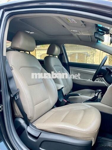 Hyundai Elantra 2019 1.6 AT - 100000 km