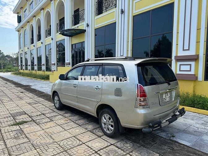 Toyota Innova 2008 G - 280000 km