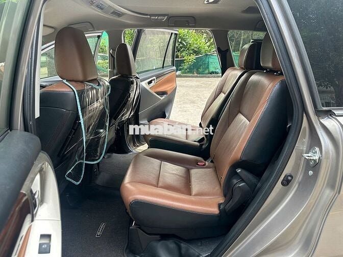 Toyota Innova 2019 2.0V - 57000 km