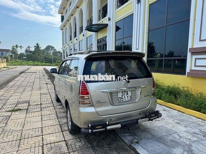 Toyota Innova 2008 G - 280000 km