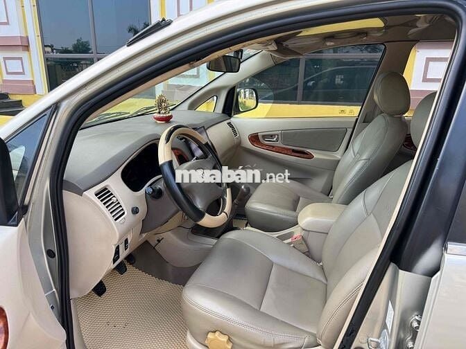 Toyota Innova 2008 G - 280000 km