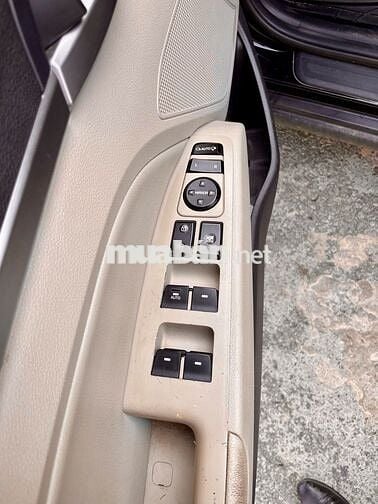 Hyundai Elantra 2019 1.6 AT - 100000 km