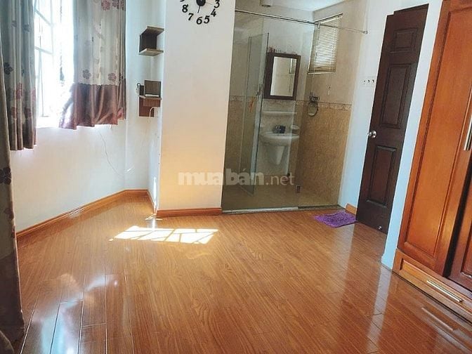 Nhà cho thuê Góc 2MT Gò Vấp, 6x15, 3 Tầng, 5PN, 5WC, 5ML, Giao ngay.