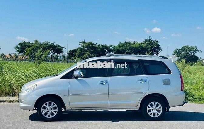 Toyota Innova 2007 G - 110000 km