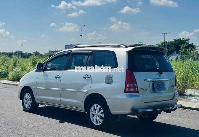 Toyota Innova 2007 G - 110000 km