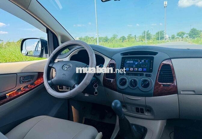 Toyota Innova 2007 G - 110000 km