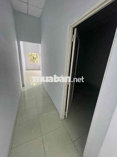 cho thuê nhà nguyên căn d xe hoi 2p ngủ gần chợ