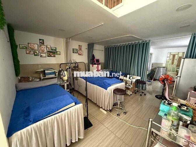 Nhà cho thuê mặt tiền nguyên căn