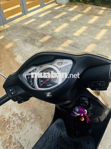 Lead 2012 chính chủ zin êm, biển số AA mới keng