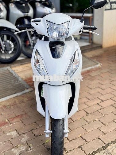 VISION 2024 MÀU TRẮNG KHÁCH HỎI NHIỀU